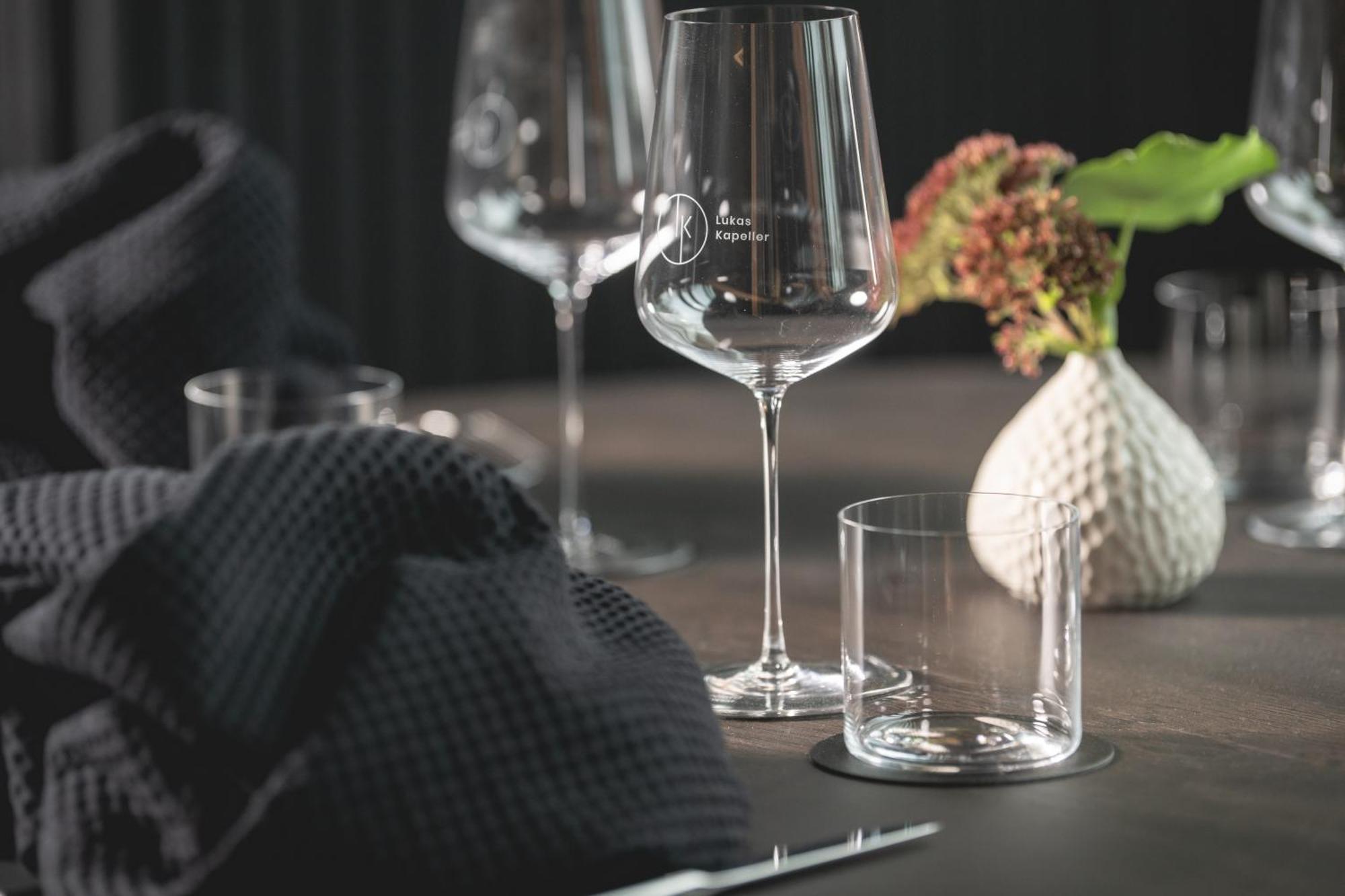 Lukas Kapeller Hotel Und Restaurant Щайр Екстериор снимка