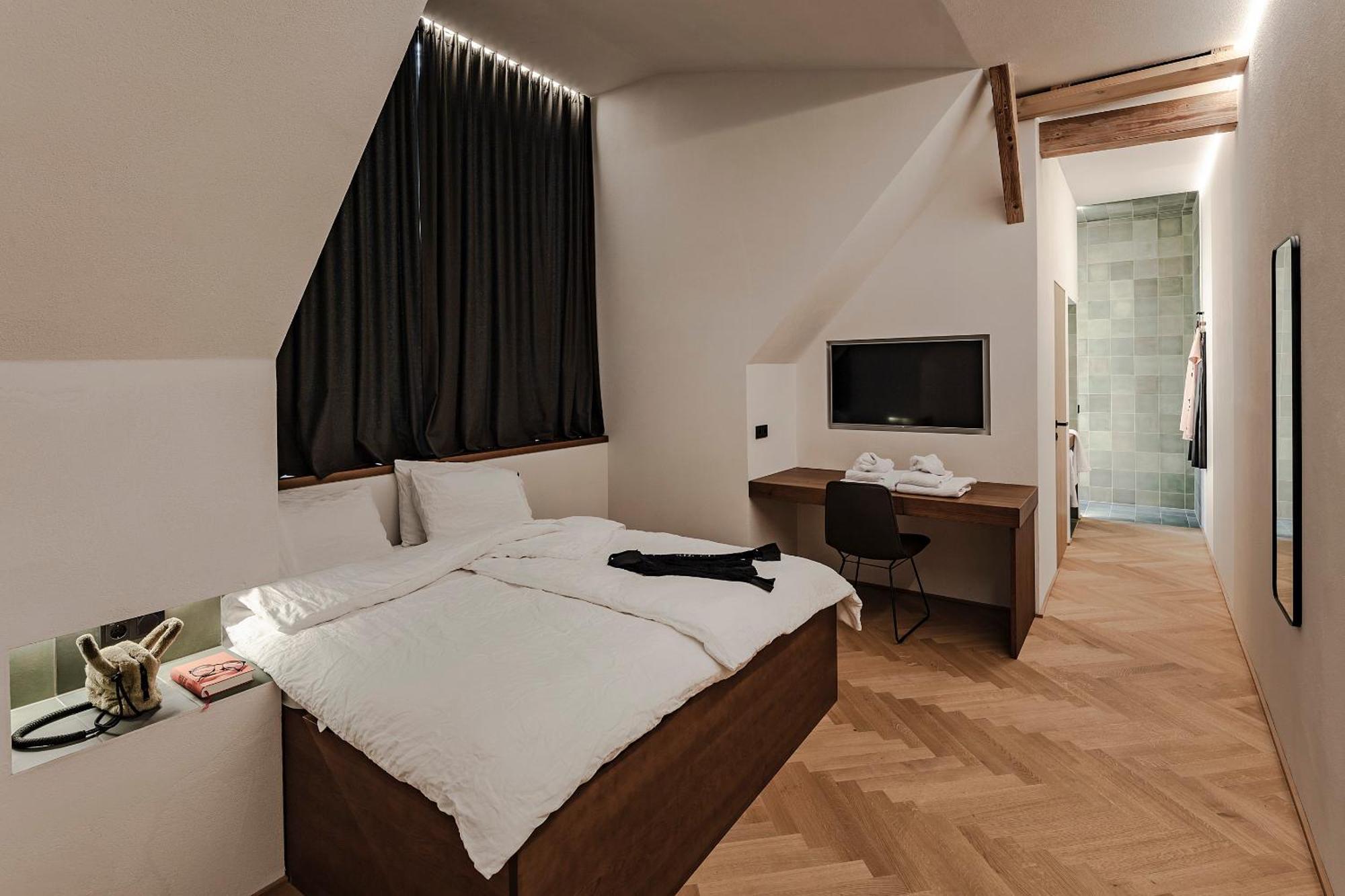 Lukas Kapeller Hotel Und Restaurant Щайр Екстериор снимка